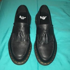 DOC MARTENS BRAND NEW black leather sz 9.5 leather